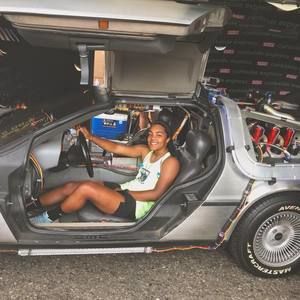 Meet your Posher, Elizabeth